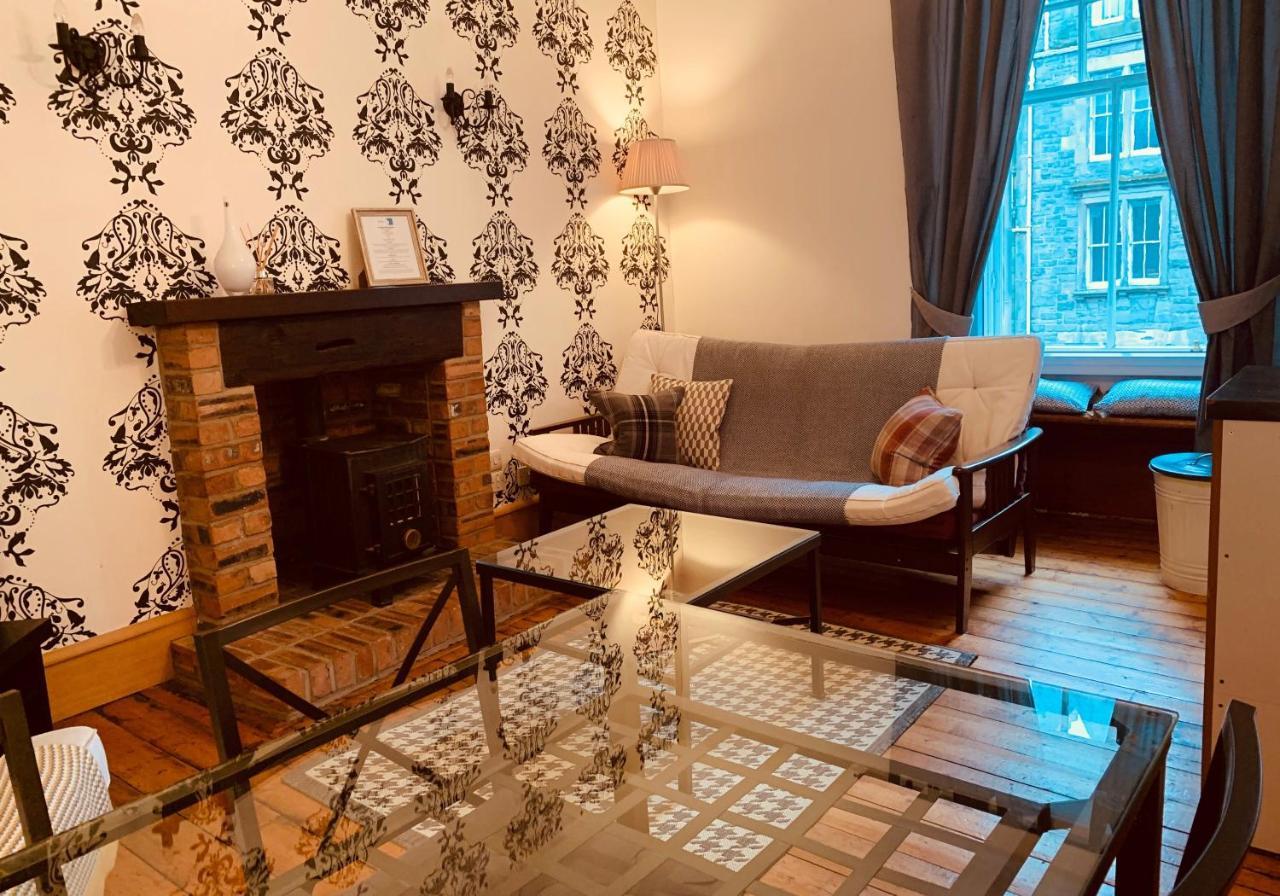 The Royal Mile Residence By Reserve Apartments 에든버러 외부 사진